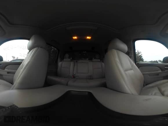 2010 Chevrolet Avalanche LTZ с VIN 3GNVKGE01AG116670, выставлен на аукционе IAAI как лот 42894635 с пробегом 170 415 миль миль и . История ставок и продаж доступна на DreamBid. Изображение 19.