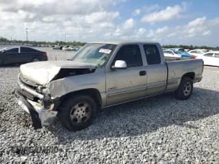 2000 Chevrolet Silverado 1500 LS with VIN 2GCEC19T0Y1311976, listed as a Copart auction lot 82255495 with 292,835 mi miles and Salvage title. Bid and sale history available at DreamBid. Image 1.