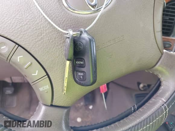 2005 Toyota Tundra Limited с VIN 5TBDT48165S473282, выставлен на аукционе IAAI как лот 43382606 с пробегом 166 678 миль миль и . История ставок и продаж доступна на DreamBid. Изображение 11.