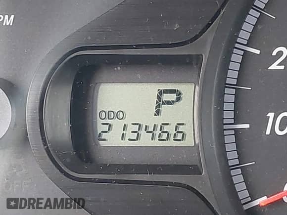 2011 Toyota Sienna с VIN 5TDKA3DC8BS002459, выставлен на аукционе IAAI как лот 41900138 с пробегом 213 466 миль миль и . История ставок и продаж доступна на DreamBid. Изображение 15.