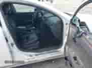 2012 Chevrolet Malibu LTZ 1LZ z VIN 1G1ZE5E0XCF152134, wystawiony jako IAAI lot #42427720 z przebiegiem 143 794 mil mil oraz . Historia ofert i sprzedaży dostępna na DreamBid. Obrazek 5.