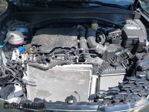 2022 Kia Sorento SX with VIN 5XYRKDLF0NG150197, listed as a IAAI auction lot 42405310 with 35,205 mi miles and . Bid and sale history available at DreamBid. Image 10.