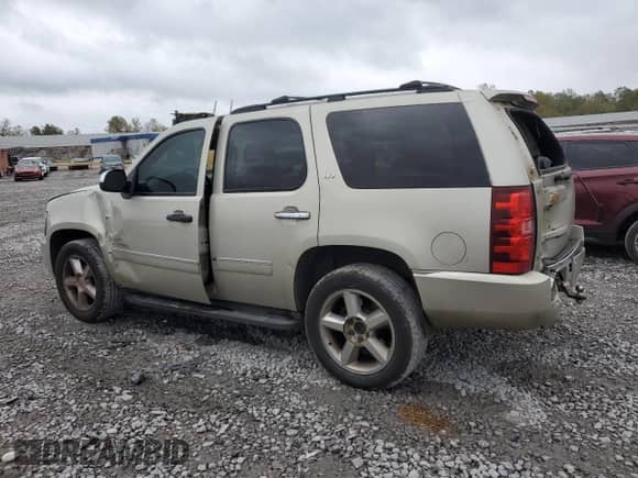 2014 Chevrolet Tahoe LTZ с VIN 1GNSCCE08ER106698, выставлен на аукционе Copart как лот 52803935 с пробегом 379 720 миль миль и Списание • Salvage title. История ставок и продаж доступна на DreamBid. Изображение 2.