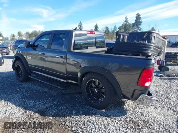 2017 Ram 1500 SLT with VIN 1C6RR7GT4HS731513, listed as a IAAI auction lot 43470494 with 76,579 mi miles and . Bid and sale history available at DreamBid. Image 3.