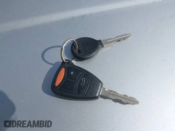 2005 Jeep Grand Cherokee Limited с VIN 1J4HS58N75C512154, выставлен на аукционе IAAI как лот 42734812 с пробегом 171 024 миль миль и . История ставок и продаж доступна на DreamBid. Изображение 11.