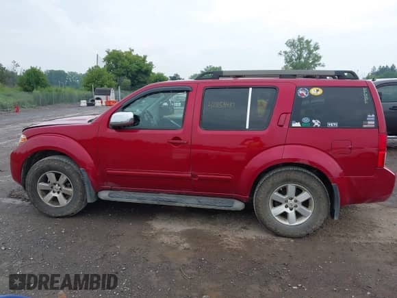 2012 Nissan Pathfinder SV with VIN 5N1AR1NB1CC633681, listed as a IAAI auction lot 42858437 with 153,974 mi miles and . Bid and sale history available at DreamBid. Image 14.