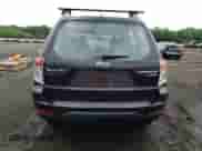 2013 Subaru Forester X z VIN JF2SHABC9DH443674, wystawiony jako Copart lot #62688295 z przebiegiem 122 771 mil mil oraz Szkoda całkowita • Salvage title. Historia ofert i sprzedaży dostępna na DreamBid. Obrazek 6.