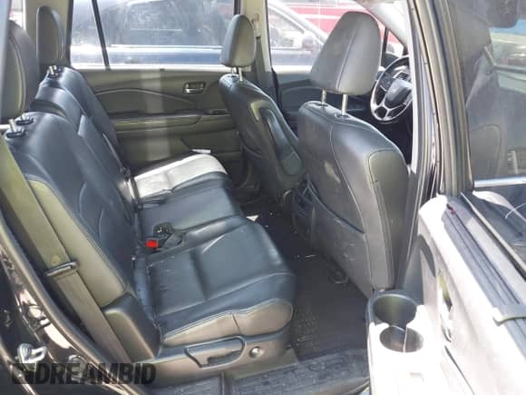 2019 Honda Pilot EX-L с VIN 5FNYF5H56KB042918, выставлен на аукционе IAAI как лот 42040516 с пробегом 113 433 миль миль и . История ставок и продаж доступна на DreamBid. Изображение 8.