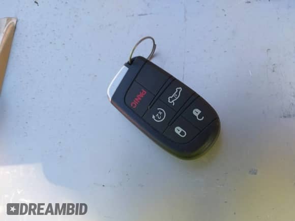 2017 Chrysler 300 S с VIN 2C3CCABG2HH646656, выставлен на аукционе IAAI как лот 43305664 с пробегом 64 848 миль миль и . История ставок и продаж доступна на DreamBid. Изображение 11.