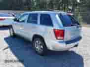 2008 Jeep Grand Cherokee Limited z VIN 1J8HR58238C189595, wystawiony jako IAAI lot #42837942 z przebiegiem 142 538 mil mil oraz . Historia ofert i sprzedaży dostępna na DreamBid. Obrazek 3.