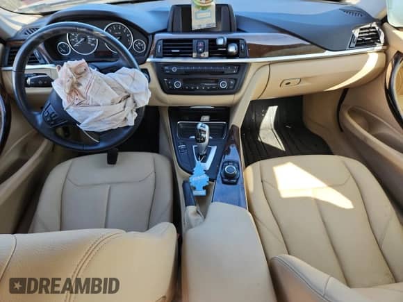 2014 BMW 3 Series 320i xDrive с VIN WBA3C3C5XEF987057, выставлен на аукционе Copart как лот 82234505 с пробегом 110 977 миль миль и Чистый • Clean title. История ставок и продаж доступна на DreamBid. Изображение 8.