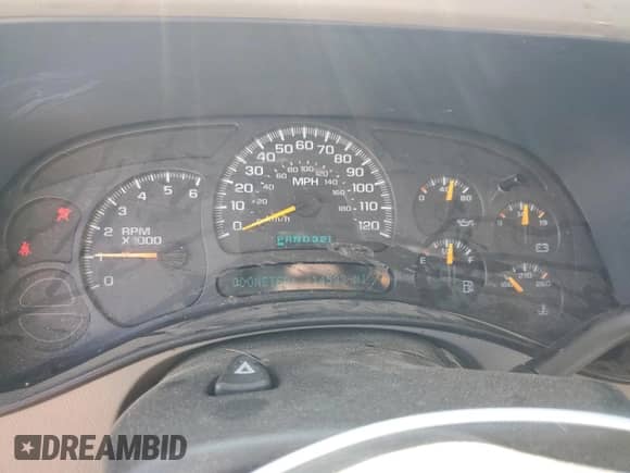 2004 GMC Sierra 1500 SLT with VIN 2GTEK13T741412387, listed as a Copart auction lot 63330725 with 214,533 mi miles and Salvage title. Bid and sale history available at DreamBid. Image 9.