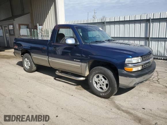 1999 Chevrolet Silverado 1500 LT with VIN 1GCEK14T9XE105255, listed as a Copart auction lot 51307125 with 266,328 mi miles and Salvage title. Bid and sale history available at DreamBid. Image 4.