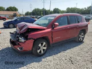 2016 Jeep Compass Latitude z VIN 1C4NJCEA1GD763265, wystawiony jako Copart lot #65890945 z przebiegiem 125 255 mil mil oraz Szkoda całkowita • Salvage title. Historia ofert i sprzedaży dostępna na DreamBid. Obrazek 1.