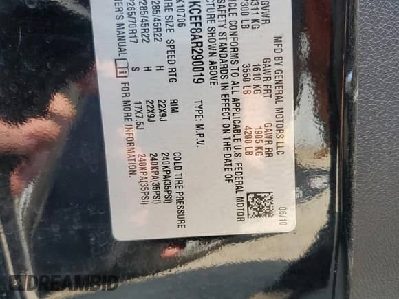 2010 Cadillac Escalade Premium z VIN 1GYUKCEF8AR290019, wystawiony jako Copart lot #64218795 z przebiegiem 239 540 mil mil oraz Szkoda całkowita • Salvage title. Historia ofert i sprzedaży dostępna na DreamBid. Obrazek 13.