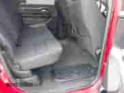 2020 Ram 1500 Lone Star z VIN 1C6RREFM3LN289359, wystawiony jako IAAI lot #43193394 z przebiegiem 116 790 mil mil oraz . Historia ofert i sprzedaży dostępna na DreamBid. Obrazek 8.