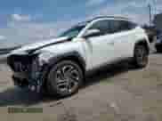 2025 Hyundai Tucson Limited с VIN 5NMJECDE9SH467398, выставлен на аукционе Copart как лот 65375125 с пробегом 6 004 миль миль и Списание • Salvage title. История ставок и продаж доступна на DreamBid. Изображение 1.