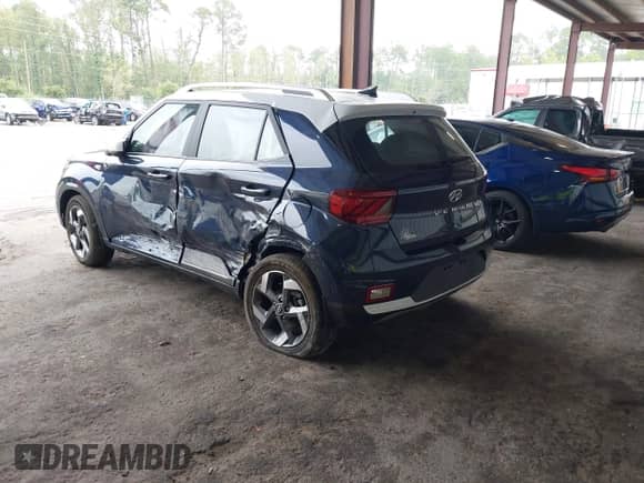 2020 Hyundai Venue SEL z VIN KMHRC8A36LU021630, wystawiony jako IAAI lot #42945400 z przebiegiem 10 417 mil mil oraz . Historia ofert i sprzedaży dostępna na DreamBid. Obrazek 3.