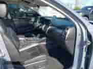 2022 Kia Sorento SX with VIN 5XYRK4LF8NG093053, listed as a IAAI auction lot 42337625 with 32,139 mi miles and . Bid and sale history available at DreamBid. Image 5.