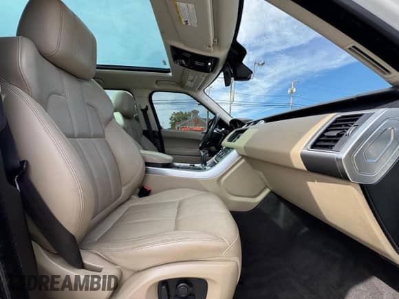 2016 Land Rover Range Rover Sport SE with VIN SALWG2KF3GA102859, listed as a Copart auction lot 84063145 with 143,448 mi miles and Clean title. Bid and sale history available at DreamBid. Image 5.