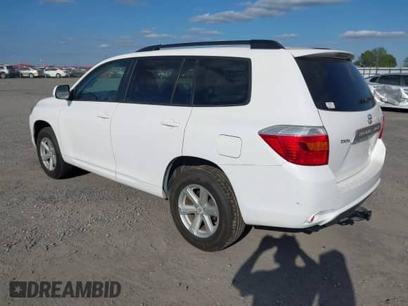 2008 Toyota Highlander with VIN JTEDS41A882067936, listed as a IAAI auction lot 43398086 with 102,139 mi miles and . Bid and sale history available at DreamBid. Image 3.