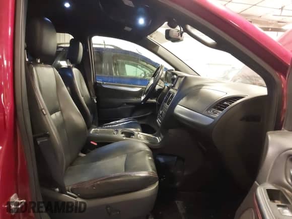 2011 Dodge Grand Caravan R/T with VIN 2D4RN7DG6BR742536, listed as a IAAI auction lot 41689609 with 173,028 mi miles and . Bid and sale history available at DreamBid. Image 5.