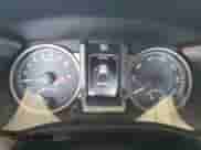 2017 Toyota Tacoma TRD Off Road z VIN 3TMDZ5BNXHM013263, wystawiony jako Copart lot #67589075 z przebiegiem 103 297 mil mil oraz Szkoda całkowita • Salvage title. Historia ofert i sprzedaży dostępna na DreamBid. Obrazek 9.