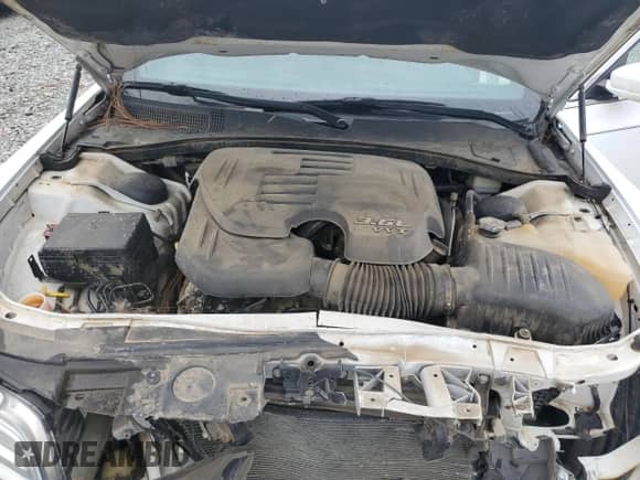 2014 Chrysler 300 с VIN 2C3CCAAG9EH199868, выставлен на аукционе Copart как лот 70844335 с пробегом 92 560 миль миль и Списание • Salvage title. История ставок и продаж доступна на DreamBid. Изображение 11.