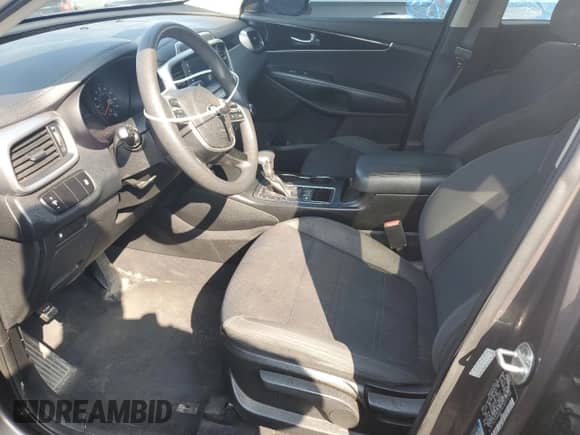 2020 Kia Sorento LX с VIN 5XYPGDA54LG613796, выставлен на аукционе Copart как лот 62847415 с пробегом 120 599 миль миль и Чистый • Clean title. История ставок и продаж доступна на DreamBid. Изображение 7.