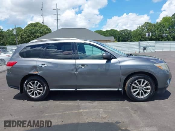 2016 Nissan Pathfinder S с VIN 5N1AR2MN2GC622373, выставлен на аукционе IAAI как лот 42788001 с пробегом 143 992 миль миль и . История ставок и продаж доступна на DreamBid. Изображение 13.