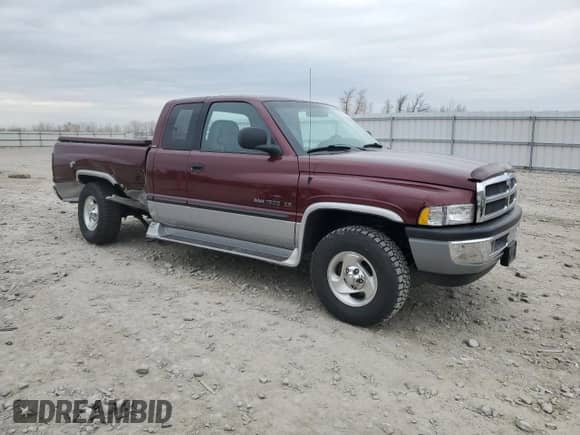 2000 Dodge 1500 с VIN 1B7HF13Y6YJ155280, выставлен на аукционе Copart как лот 53682385 с пробегом 85 462 миль миль и Чистый • Clean title. История ставок и продаж доступна на DreamBid. Изображение 4.