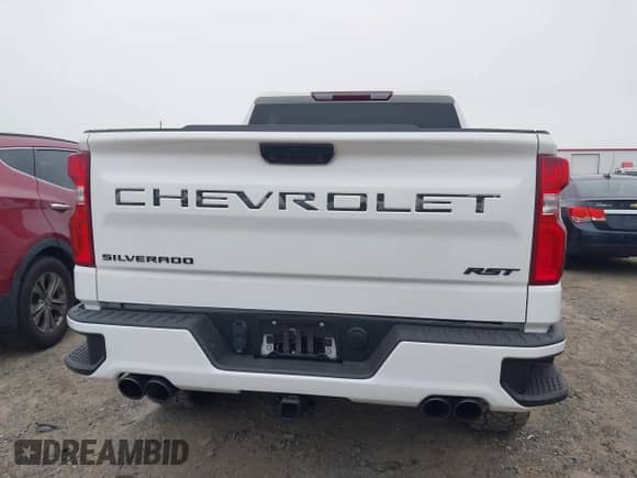 2023 Chevrolet Silverado 1500 RST with VIN 2GCUDEED4P1136726, listed as a IAAI auction lot 42827475 with 17,336 mi miles and . Bid and sale history available at DreamBid. Image 17.