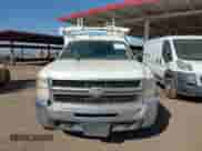 2010 Chevrolet Silverado 2500HD с VIN 1GB3KVBK5AF153253, выставлен на аукционе IAAI как лот 42129825 с пробегом 302 599 миль миль и . История ставок и продаж доступна на DreamBid. Изображение 12.