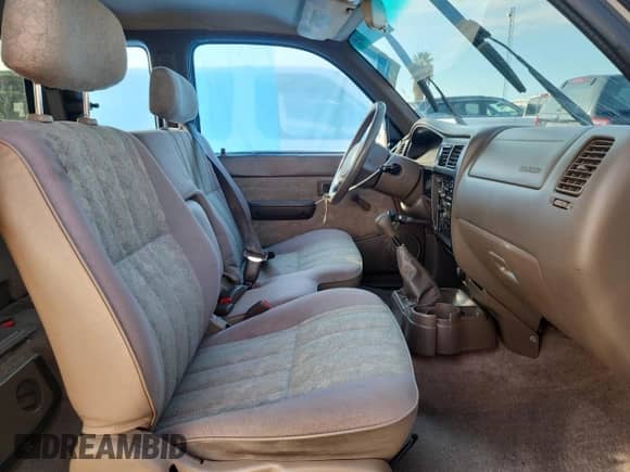 2000 Toyota Tacoma z VIN 5TEVL52NXYZ695540, wystawiony jako Copart lot #82296255 z przebiegiem 130 668 mil mil oraz Szkoda całkowita • Salvage title. Historia ofert i sprzedaży dostępna na DreamBid. Obrazek 7.