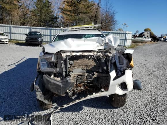 2019 GMC Sierra 1500 with VIN 1GTR9AEF3KZ283198, listed as a Copart auction lot 77633344 with Not provided miles and Salvage title. Bid and sale history available at DreamBid. Image 5.