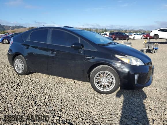 2014 Toyota Prius Four с VIN JTDKN3DU9E0378432, выставлен на аукционе Copart как лот 81919365 с пробегом 137 239 миль миль и Списание • Salvage title. История ставок и продаж доступна на DreamBid. Изображение 4.