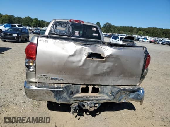 2007 Toyota Tundra SR5 with VIN 5TFRT54137X011025, listed as a Copart auction lot 87357435 with 233,961 mi miles and Clean title. Bid and sale history available at DreamBid. Image 6.