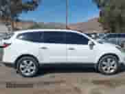 2017 Chevrolet Traverse LT с VIN 1GNKRGKD3HJ263345, выставлен на аукционе IAAI как лот 43099023 с пробегом 121 975 миль миль и . История ставок и продаж доступна на DreamBid. Изображение 13.