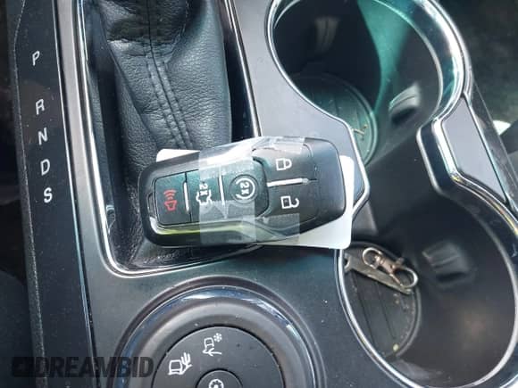 2017 Ford Explorer Limited с VIN 1FM5K8F8XHGB88357, выставлен на аукционе IAAI как лот 43136142 с пробегом 157 284 миль миль и . История ставок и продаж доступна на DreamBid. Изображение 11.