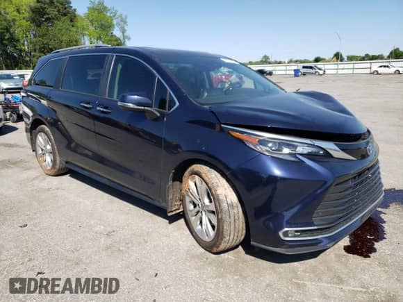 2024 Toyota Sienna Platinum с VIN 5TDERKEC0RS187244, выставлен на аукционе Copart как лот 52601025 с пробегом 11 881 миль миль и Списание • Salvage title. История ставок и продаж доступна на DreamBid. Изображение 4.