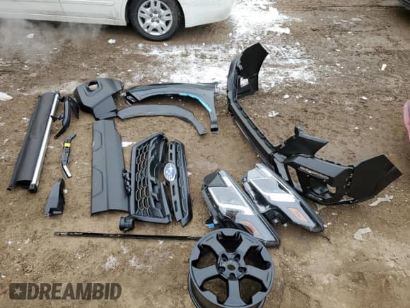 2023 Subaru Forester Wilderness с VIN JF2SKAMC0PH457692, выставлен на аукционе Copart как лот 42827335 с пробегом 15 644 миль миль и Списание • Salvage title. История ставок и продаж доступна на DreamBid. Изображение 13.