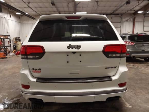 2020 Jeep Grand Cherokee Limited X with VIN 1C4RJFBGXLC167132, listed as a IAAI auction lot 42155335 with 86,886 mi miles and . Bid and sale history available at DreamBid. Image 16.