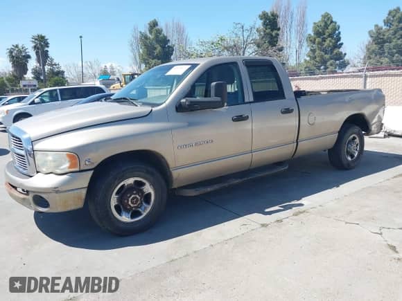 2003 Dodge 2500 ST с VIN 3D7KA28C43G791915, выставлен на аукционе IAAI как лот 41948875 с пробегом 349 550 миль миль и . История ставок и продаж доступна на DreamBid. Изображение 19.