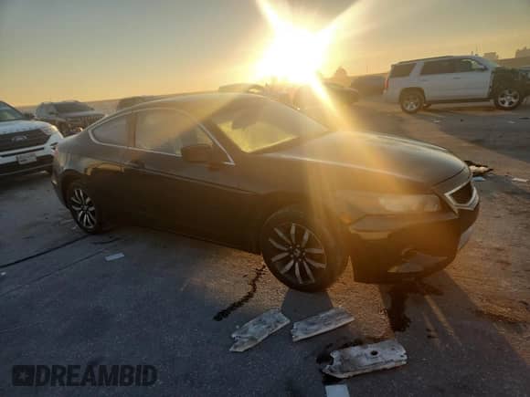 2010 Honda Accord LX-S с VIN 1HGCS1B34AA008507, выставлен на аукционе Copart как лот 87218375 с пробегом 181 865 миль миль и Списание • Salvage title. История ставок и продаж доступна на DreamBid. Изображение 4.