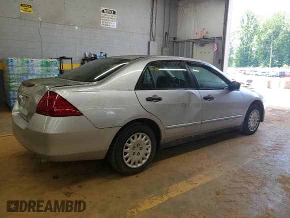 2006 Honda Accord VP с VIN 1HGCM55136A125918, выставлен на аукционе Copart как лот 57703845 с пробегом 178 482 миль миль и Чистый • Clean title. История ставок и продаж доступна на DreamBid. Изображение 3.