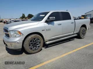 2018 Ram 1500 Big Horn z VIN 1C6RR7TT7JS204268, wystawiony jako Copart lot #61741225 z przebiegiem 81 375 mil mil oraz Szkoda całkowita • Salvage title. Historia ofert i sprzedaży dostępna na DreamBid. Obrazek 1.