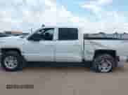 2017 Chevrolet Silverado 1500 LT с VIN 3GCUKREC2HG351339, выставлен на аукционе IAAI как лот 42731605 с пробегом 135 777 миль миль и . История ставок и продаж доступна на DreamBid. Изображение 14.