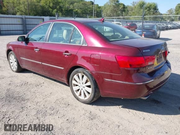 2010 Hyundai Sonata Limited with VIN 5NPEU4AF2AH628067, listed as a IAAI auction lot 43322560 with 186,458 mi miles and . Bid and sale history available at DreamBid. Image 3.