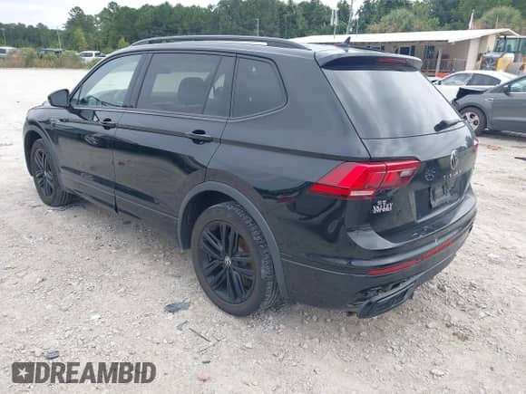 2022 Volkswagen Tiguan SE R-Line Black с VIN 3VV8B7AX7NM103374, выставлен на аукционе IAAI как лот 43190799 с пробегом 56 413 миль миль и . История ставок и продаж доступна на DreamBid. Изображение 3.