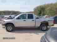 2008 Dodge 1500 SLT z VIN 1D7HU18N18S512577, wystawiony jako IAAI lot #42199155 z przebiegiem 125 206 mil mil oraz . Historia ofert i sprzedaży dostępna na DreamBid. Obrazek 14.